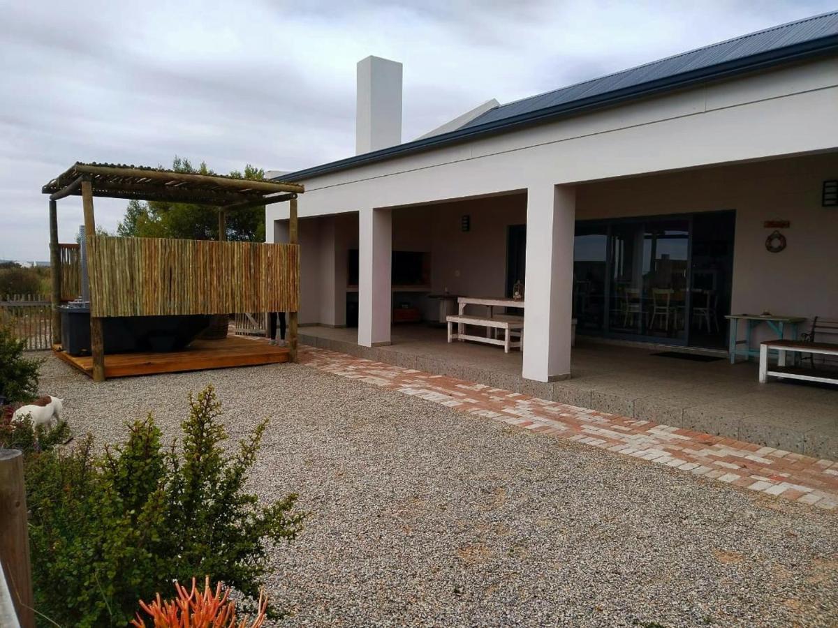 Camelot Cottages Langebaan Εξωτερικό φωτογραφία